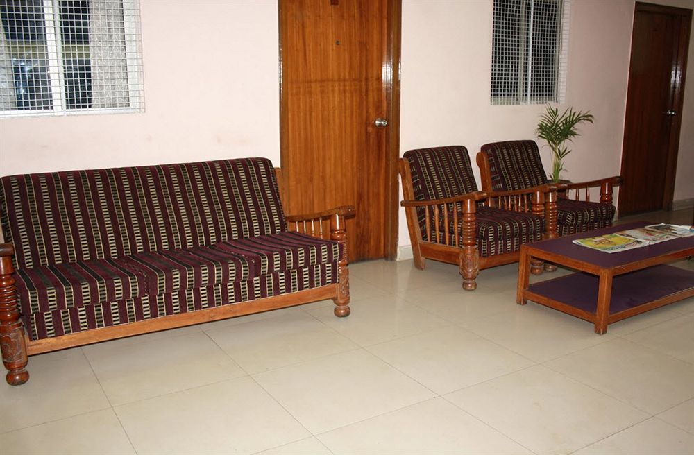 Minerva Residency Hotel Bangalore Buitenkant foto