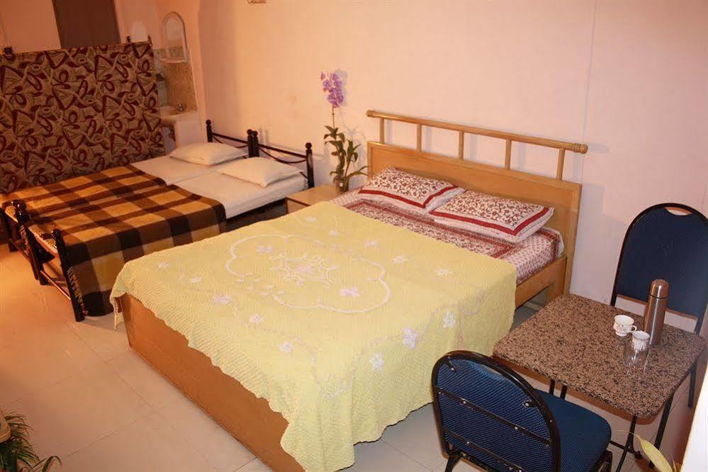 Minerva Residency Hotel Bangalore Buitenkant foto