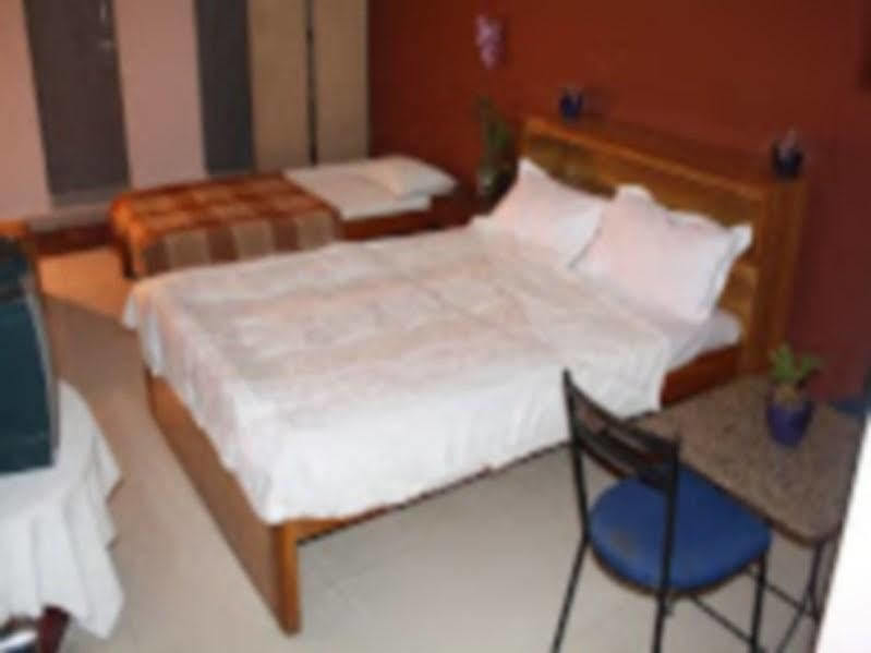 Minerva Residency Hotel Bangalore Buitenkant foto