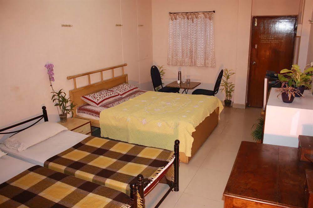 Minerva Residency Hotel Bangalore Buitenkant foto